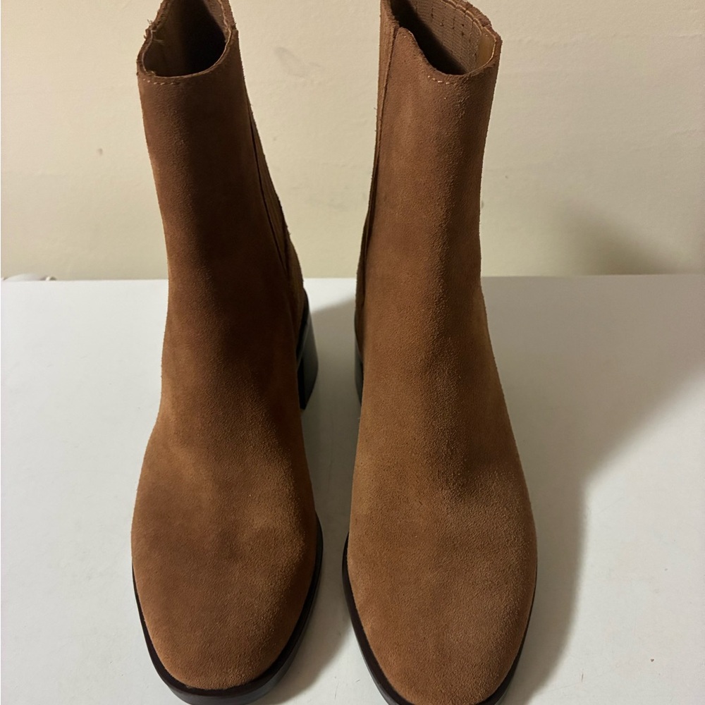 Dolce Vita Tan Suede Ankle Booties